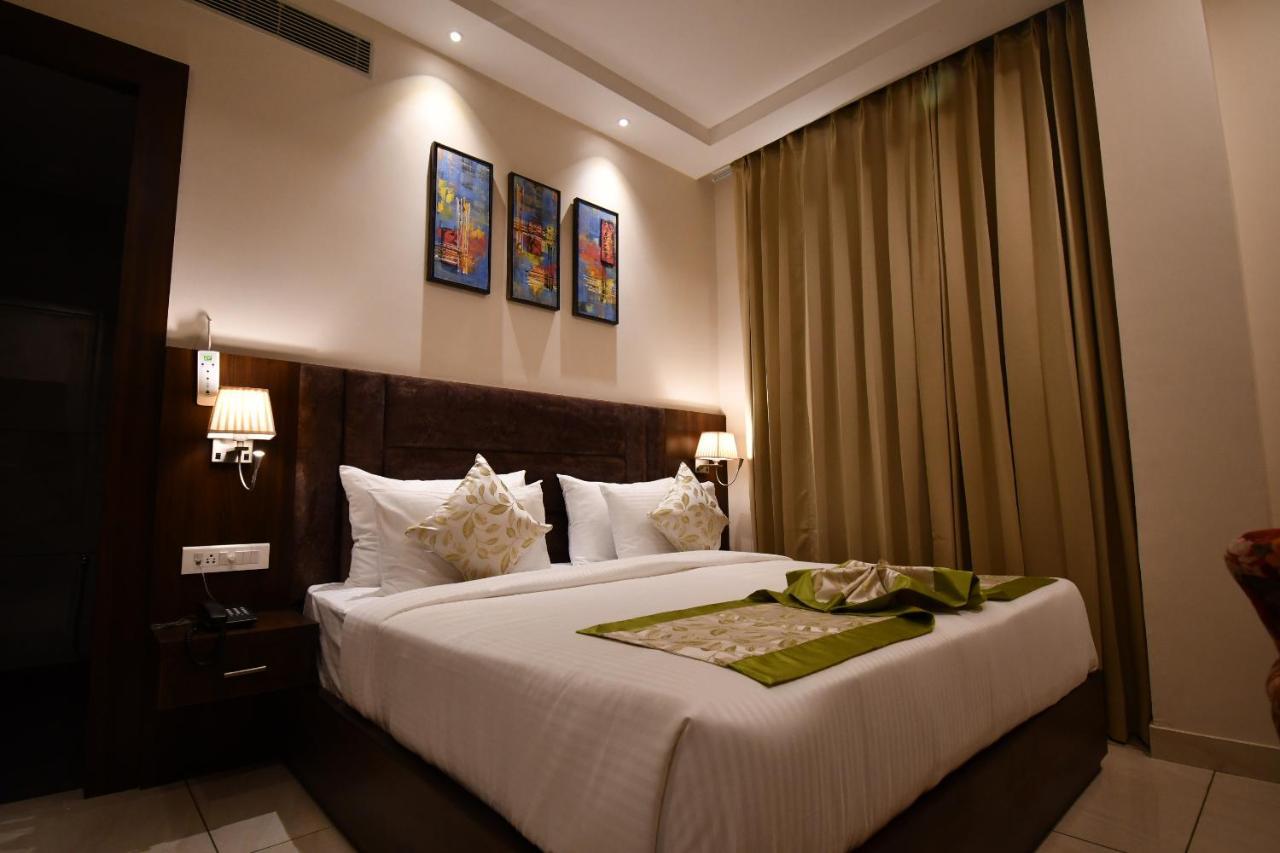Hotel Ramaya Inn Raiwala Kültér fotó